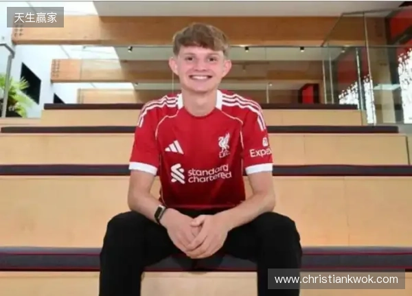 记者:利物浦球探已经多次考察雷恩后卫雅凯,管理层很欣赏他