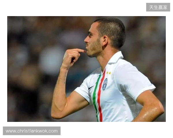 努内斯：我全家人都不喜欢输；我从不看任何边后卫的视频